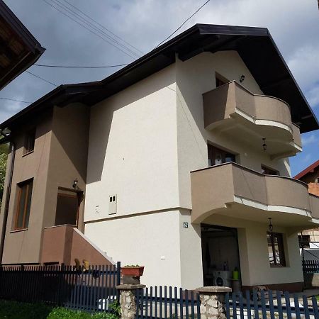 Visoko Homestay Exteriér fotografie
